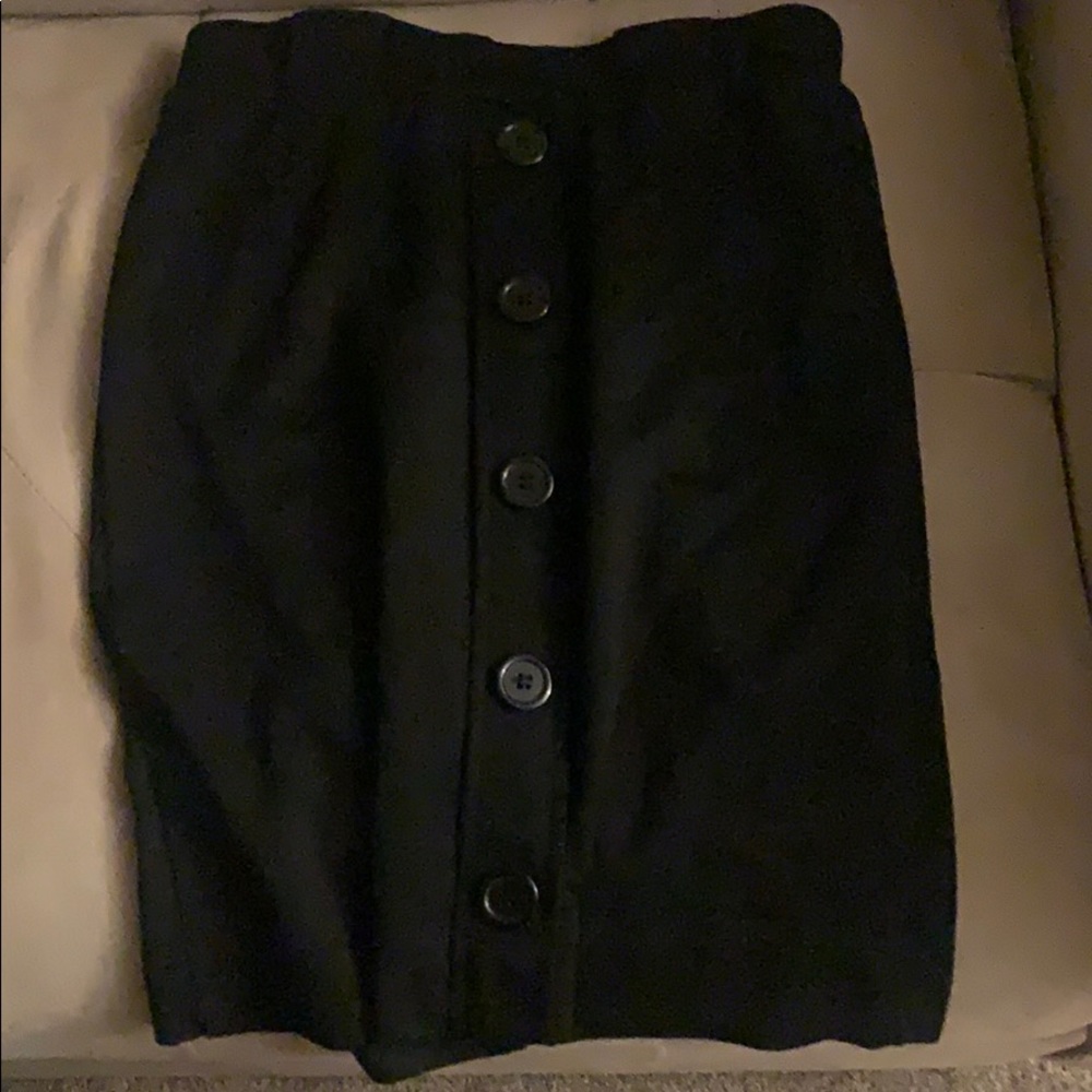 black pencil skirt